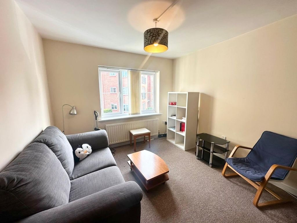 Property photo 2 of 9