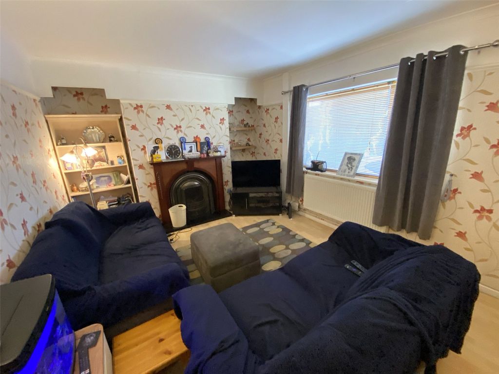 Property photo 3 of 15 Picture No. 13