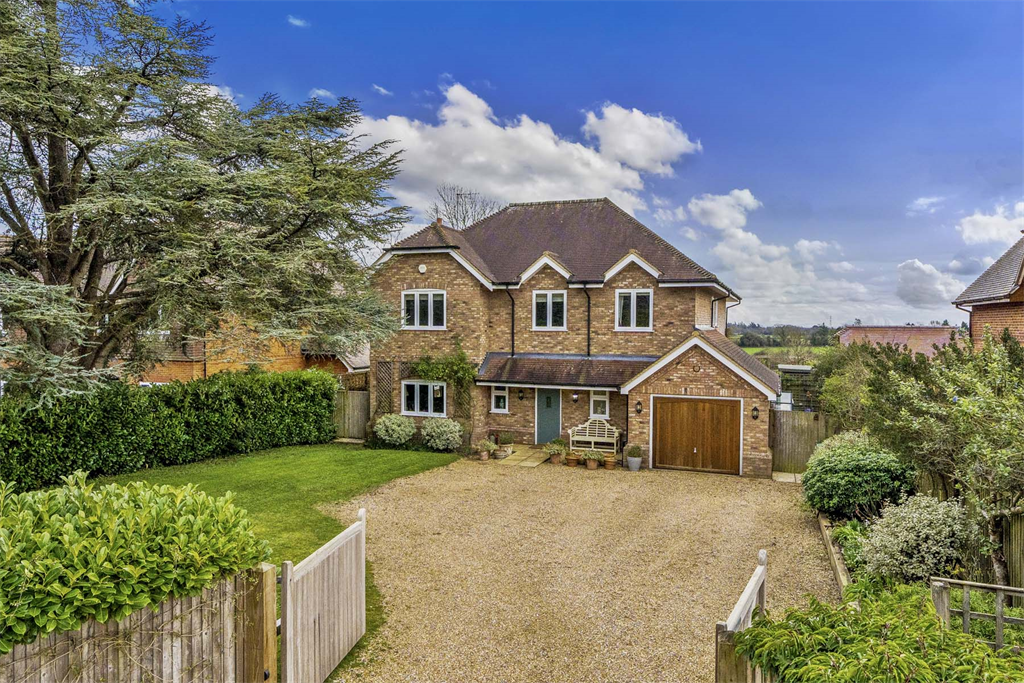 Property photo 1 of 17