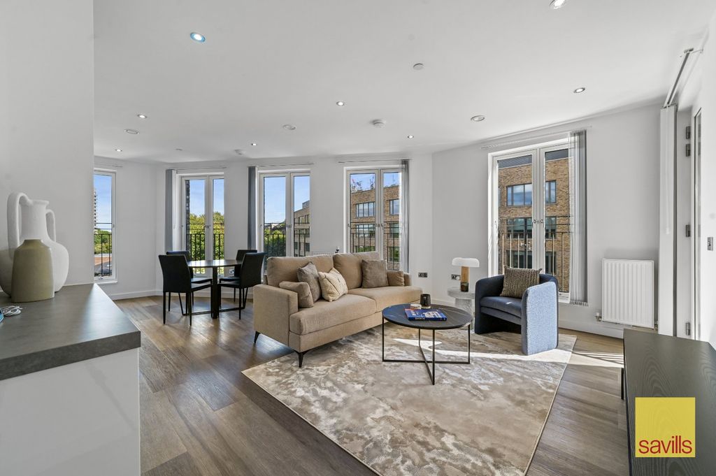 Property photo 1 of 11 Reception