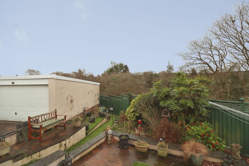 Property photo 3 of 16 Pbox-Img.Jpg