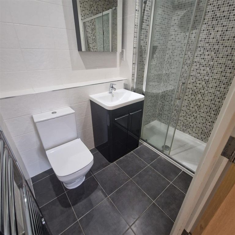 Property photo 3 of 15 1000015519.Jpg