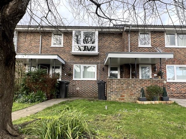 Property photo 1 of 9 Front View