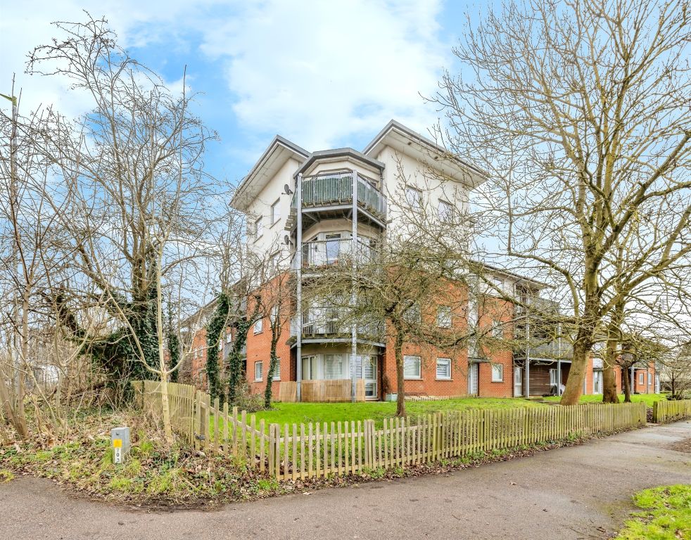 Property photo 1 of 17