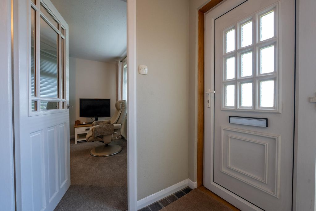 Property photo 3 of 22 Hallway