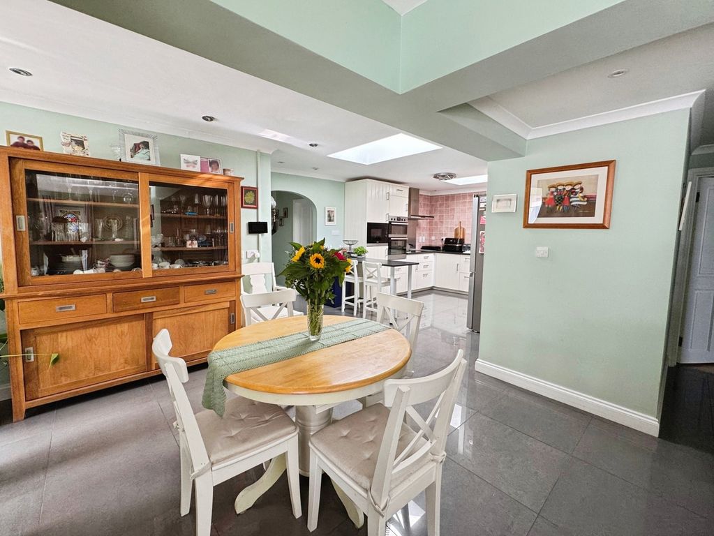Property photo 2 of 22 Pbox-Img.Jpg