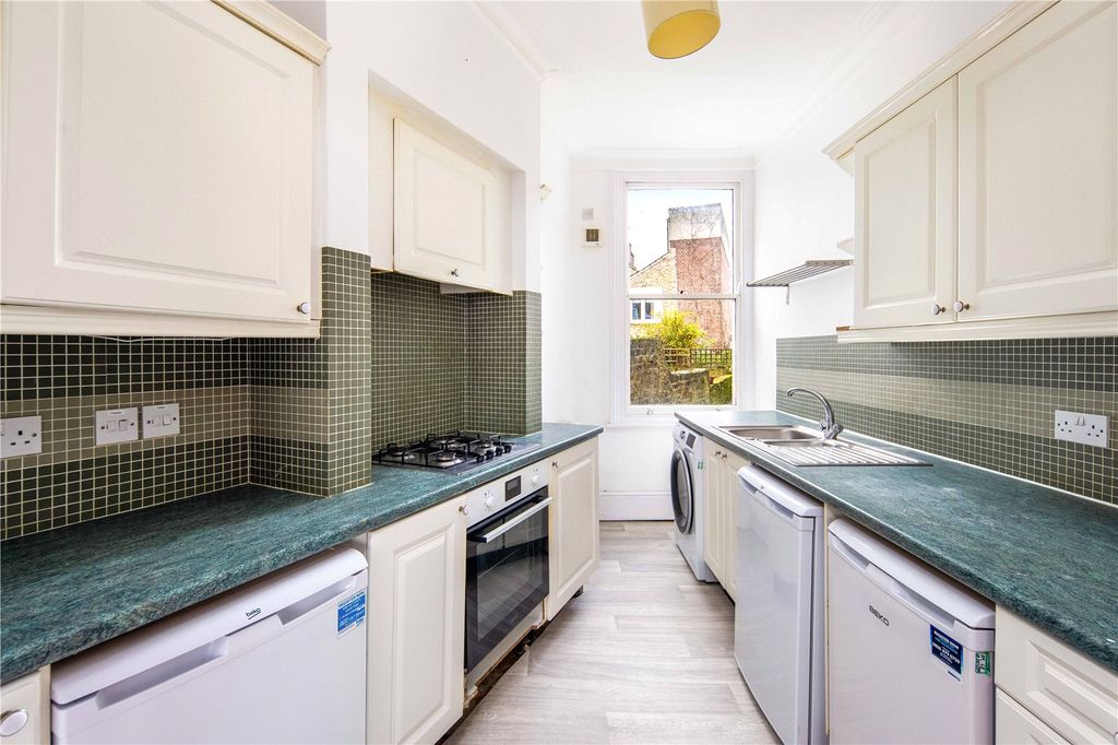 Property photo 3 of 22 Kitchen