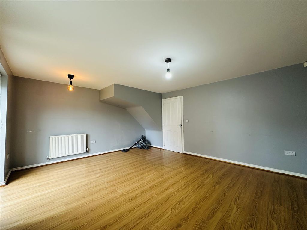 Property photo 3 of 16 Img_8572.Jpeg