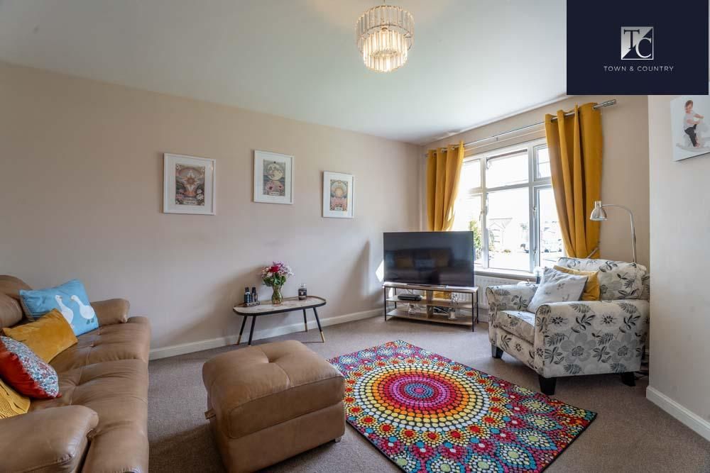 Property photo 3 of 23
