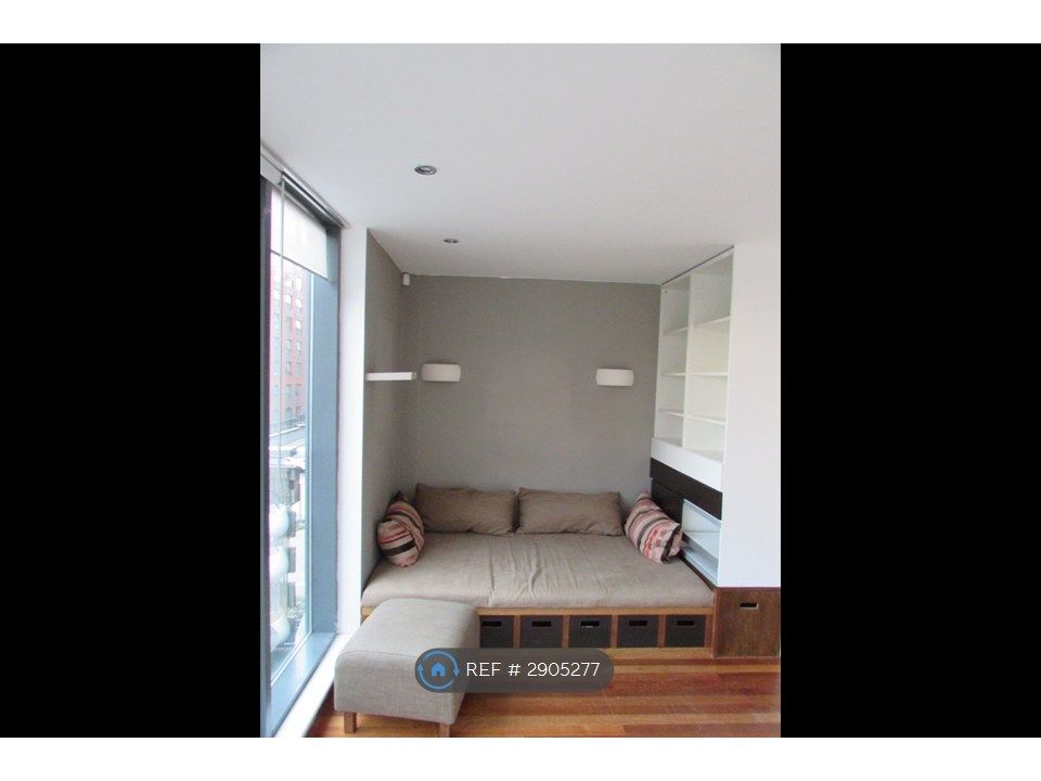 Property photo 2 of 14 Living Area / Nook