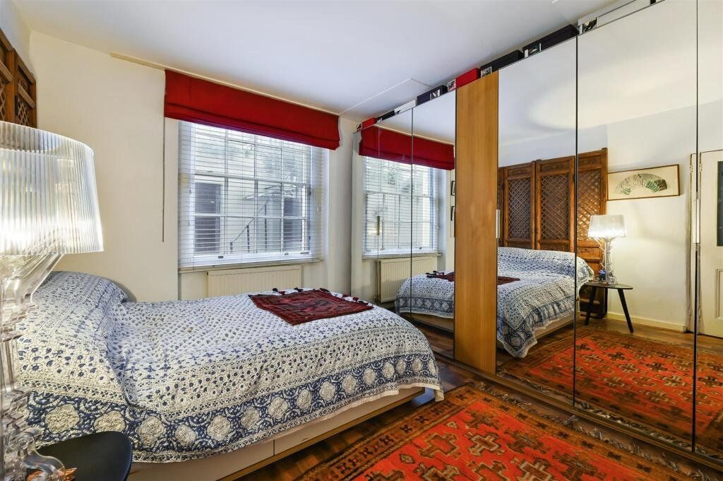 Property photo 3 of 12