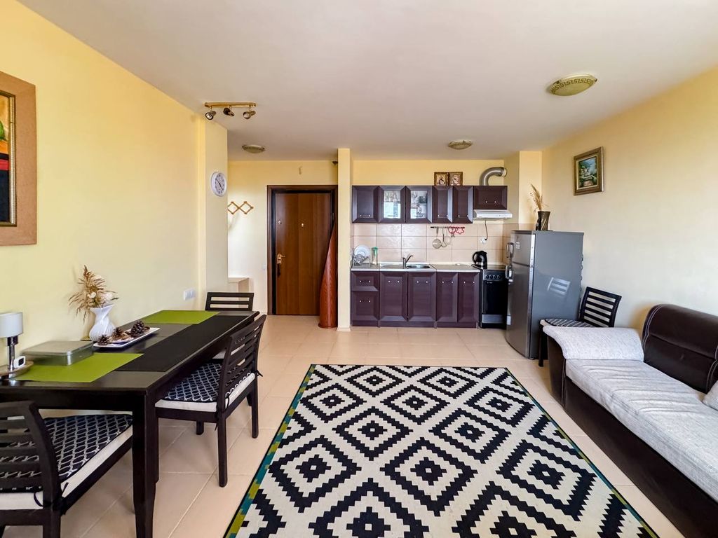 Property photo 2 of 13