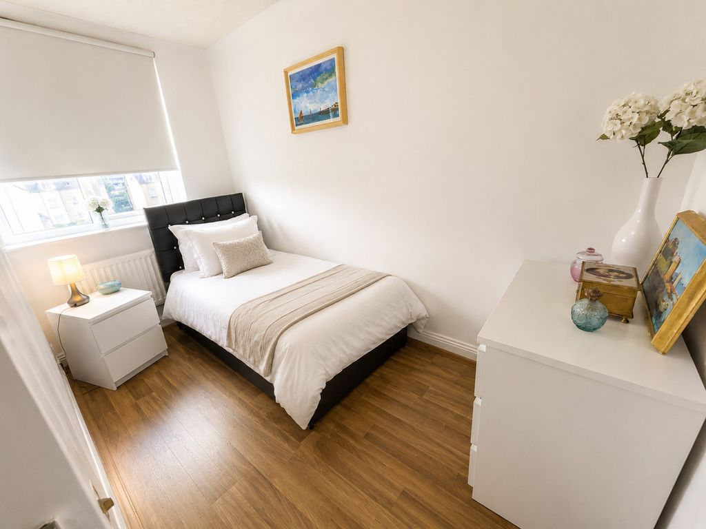 Additional image 12 of 4 bed town house for saleAtlantic Close, Ocean Village, Southampton SO14
