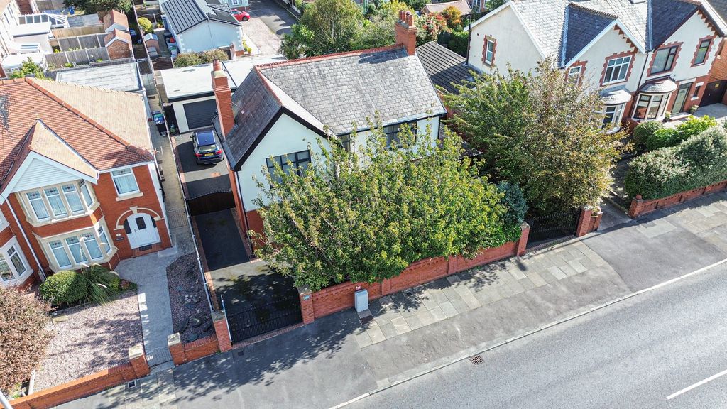 Property photo 1 of 41 1