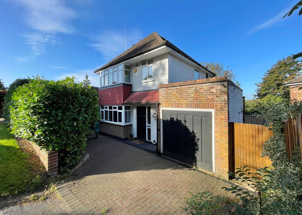 Property photo 1 of 43