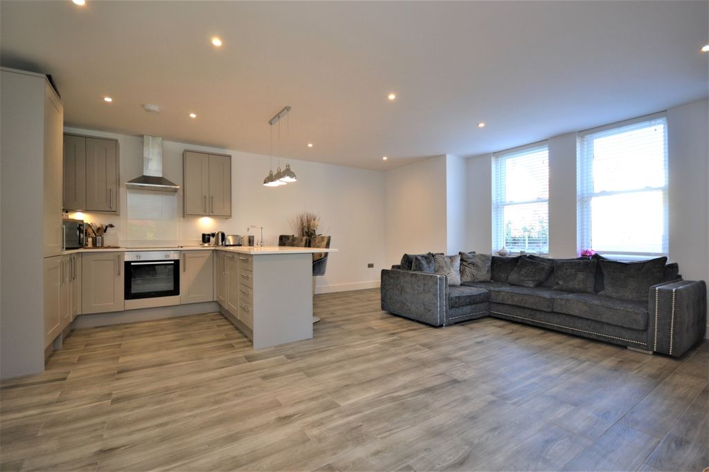 Property photo 2 of 9 Reception