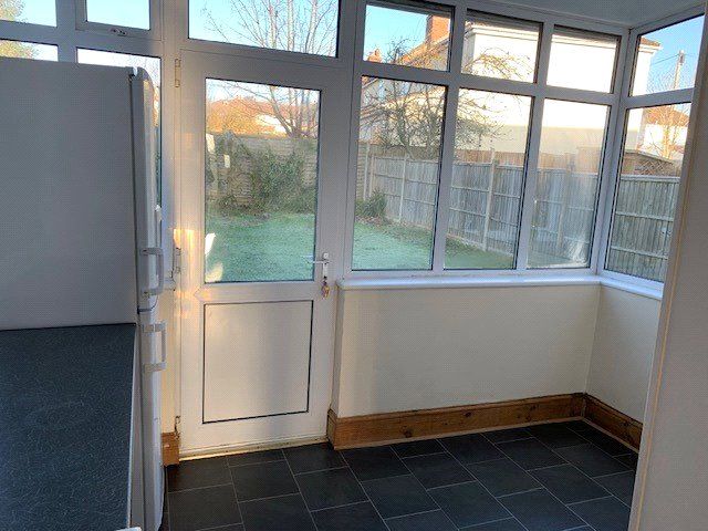 Property photo 3 of 9 Conservatory