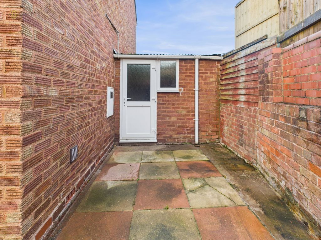 Property photo 3 of 23