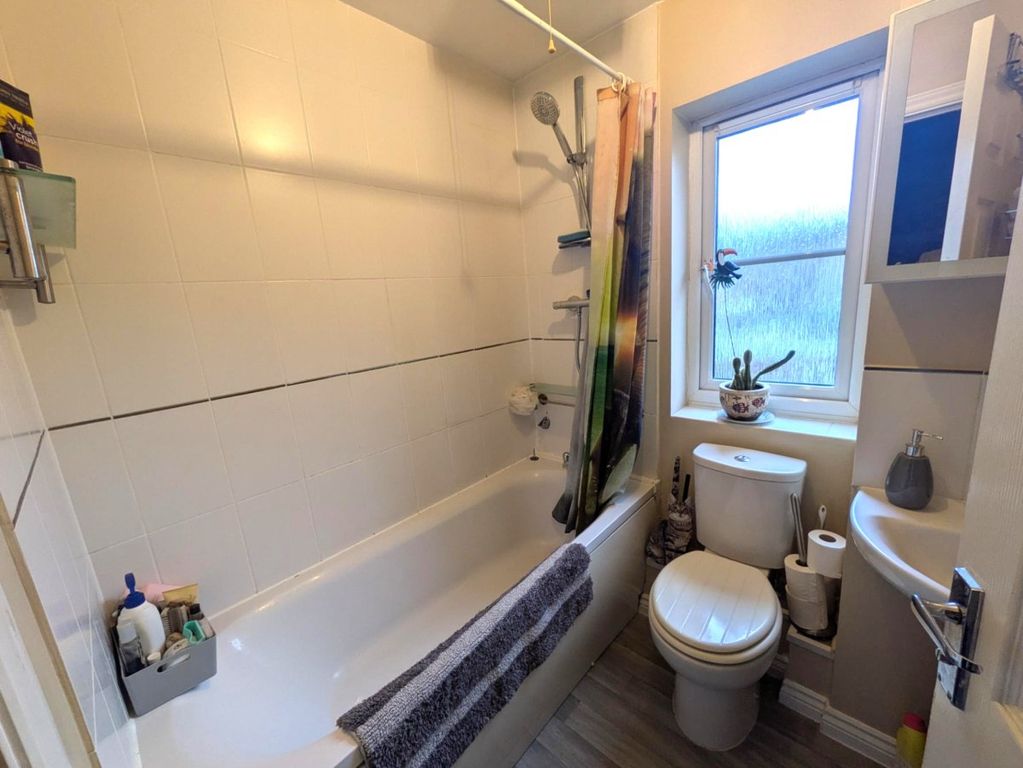 Property photo 3 of 3