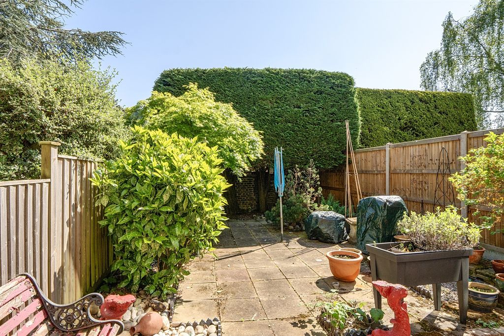 Property photo 2 of 12