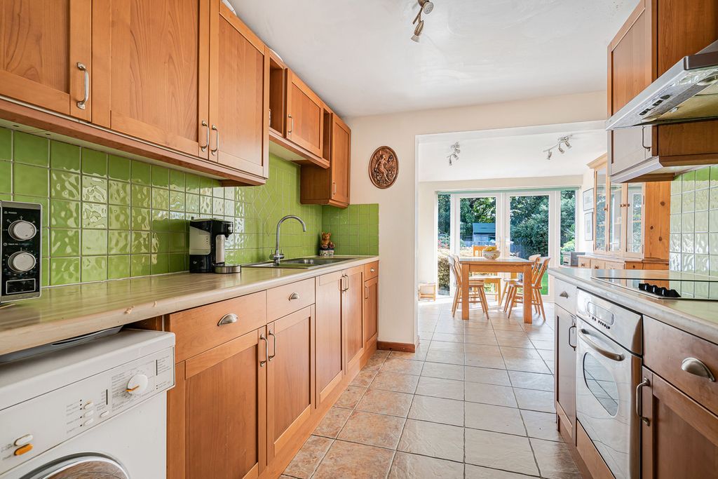 Property photo 3 of 22