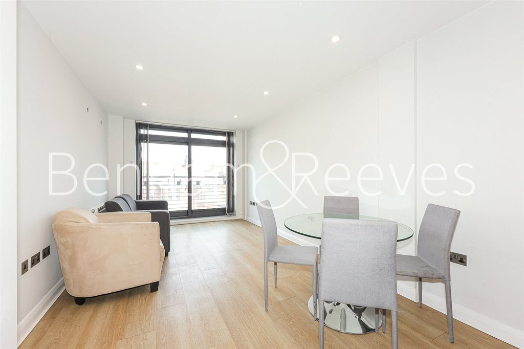Property photo 1 of 14 Picture No. 06