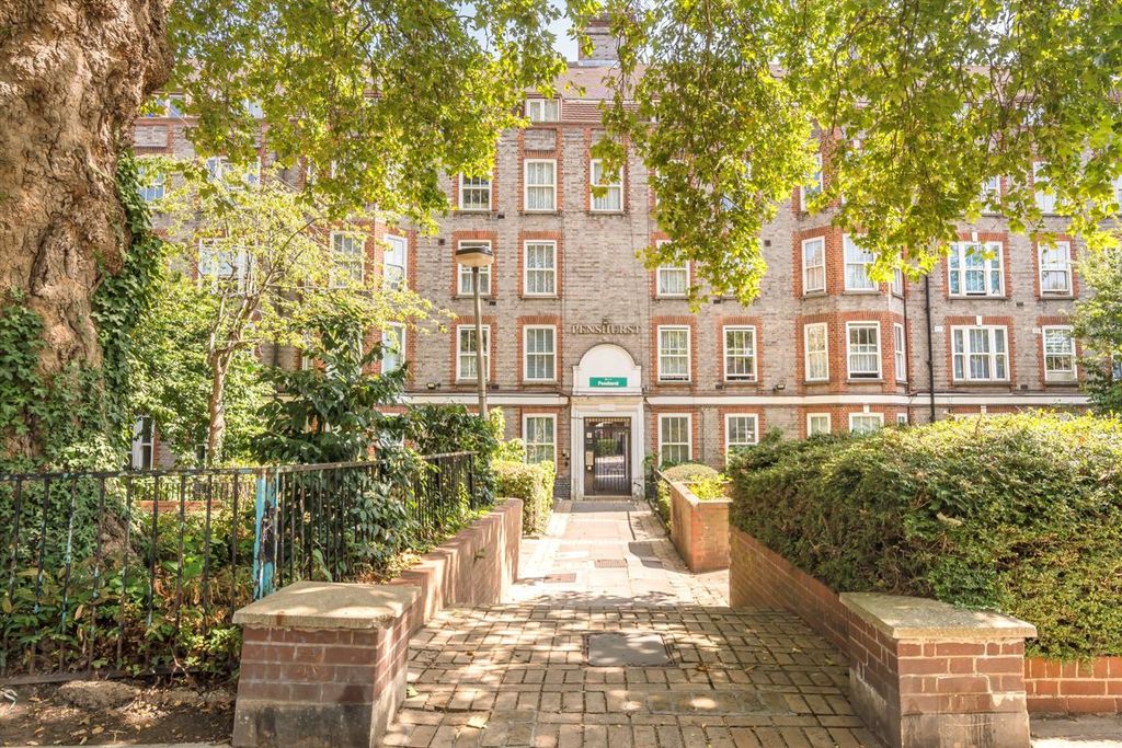 Property photo 1 of 5