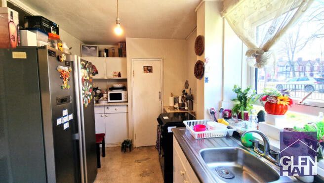 Property photo 3 of 11