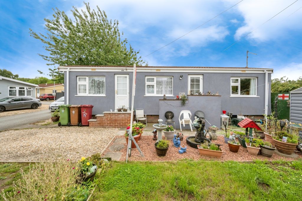 Property photo 1 of 13