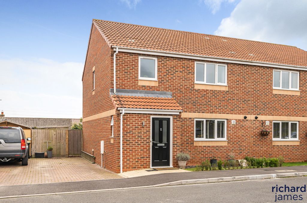 Property photo 1 of 19 Eb437c27-Abbf-48A...