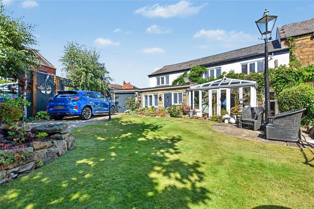 Property photo 1 of 27 Picture No. 31