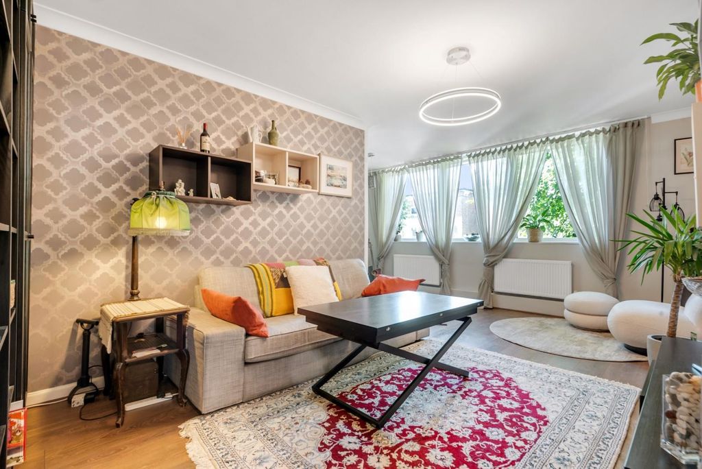 Property photo 2 of 10 Reception