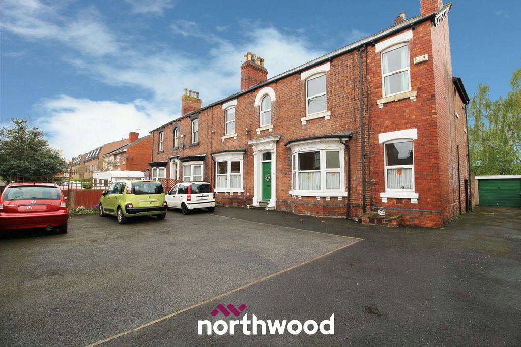 Property photo 1 of 36