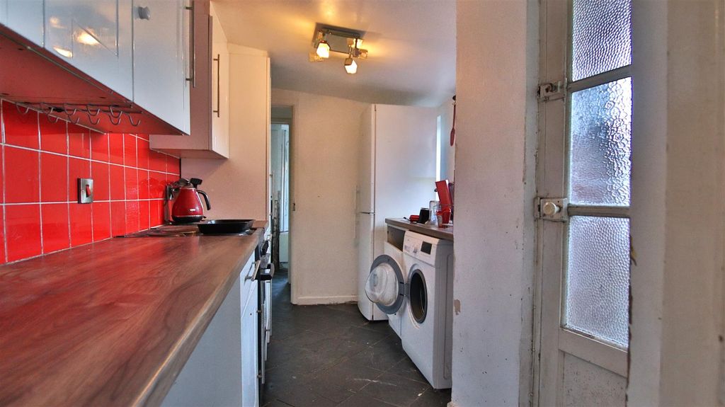 Property photo 3 of 10 Img_1261.Jpg