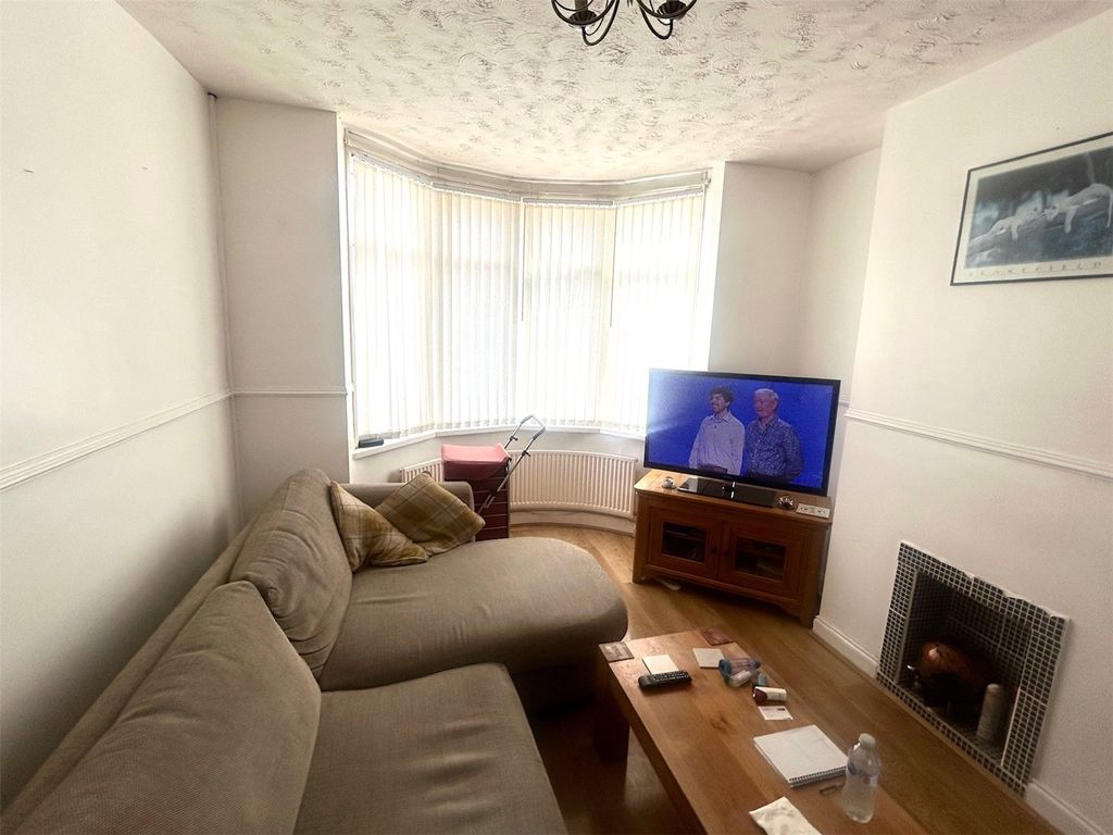 Property photo 3 of 17 Picture No. 14