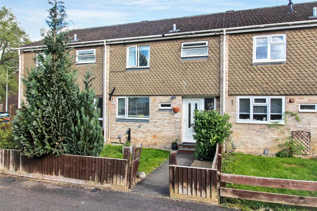 Property photo 1 of 16 Front