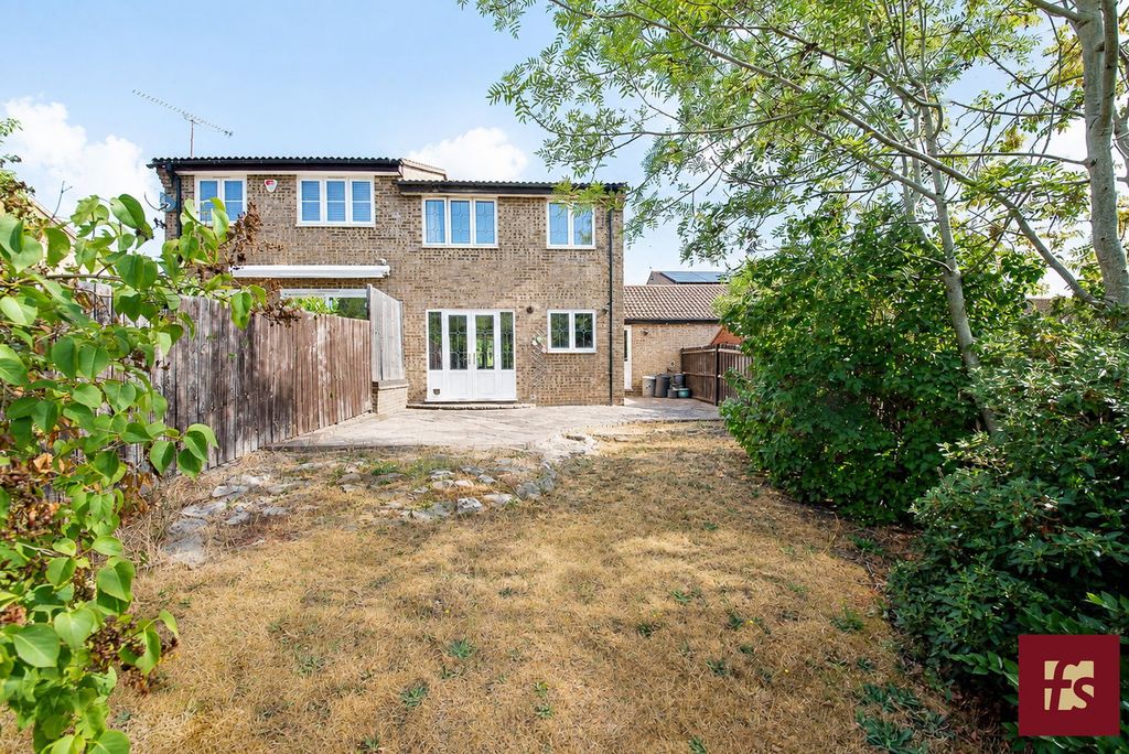 Property photo 3 of 11