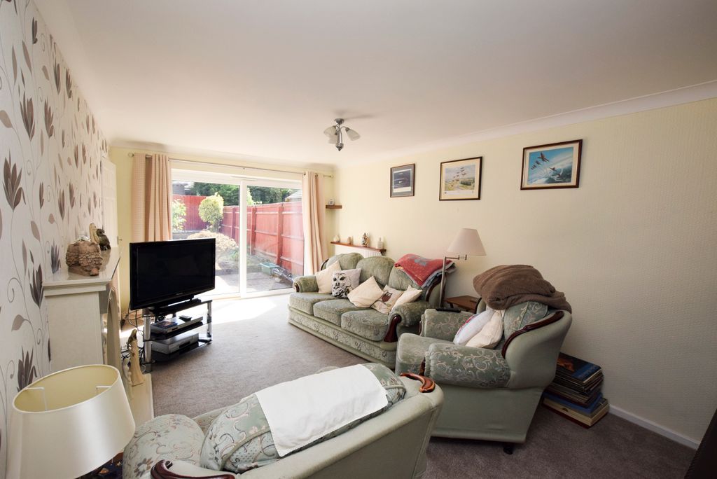 Property photo 2 of 12