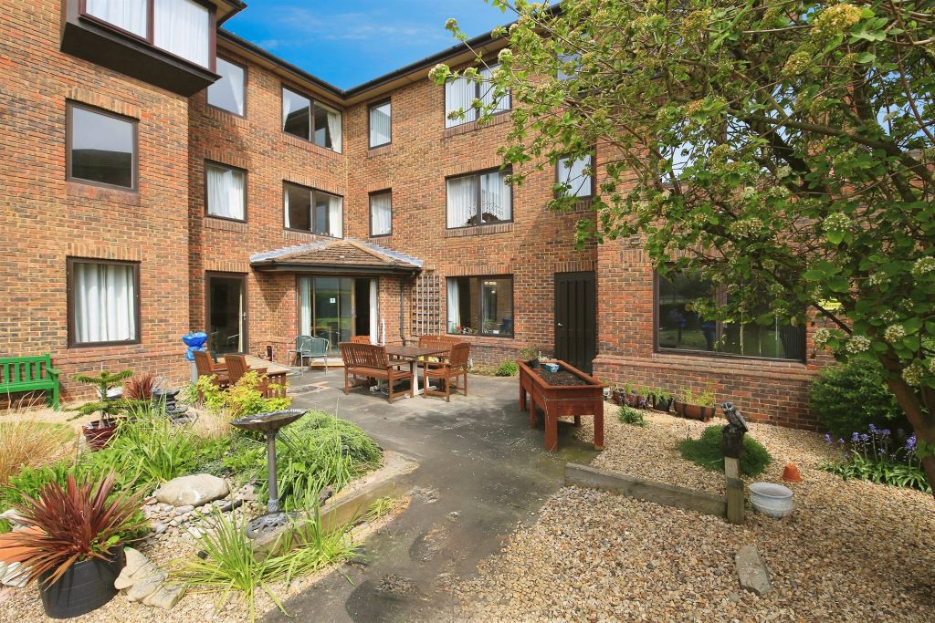 Property photo 3 of 3