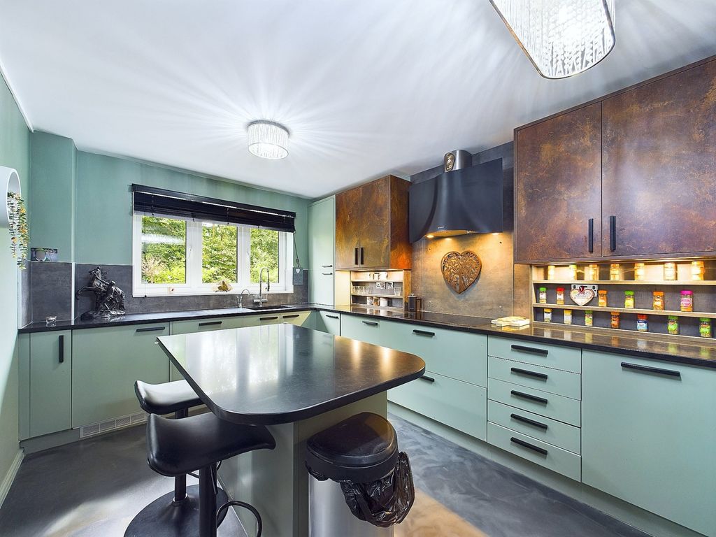 Property photo 3 of 15 60000380-Hr-3