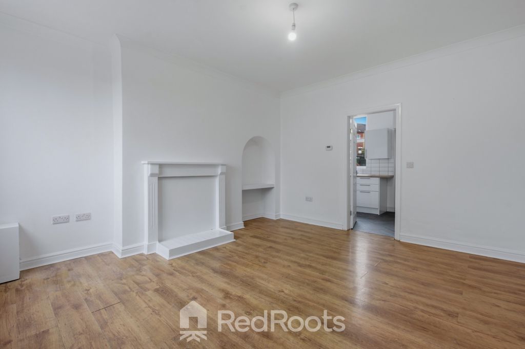 Property photo 3 of 18 5159892