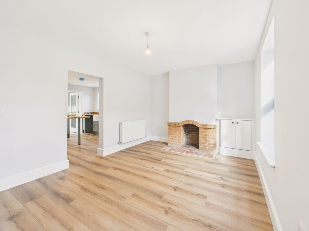 Property photo 3 of 18 5532466