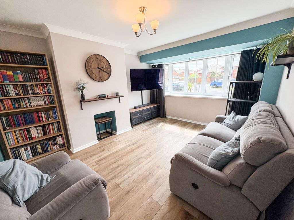 Property photo 2 of 13 Photo 13