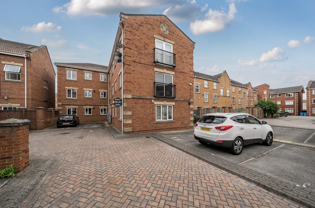 Property photo 1 of 10 1341397-1-68A5F87...