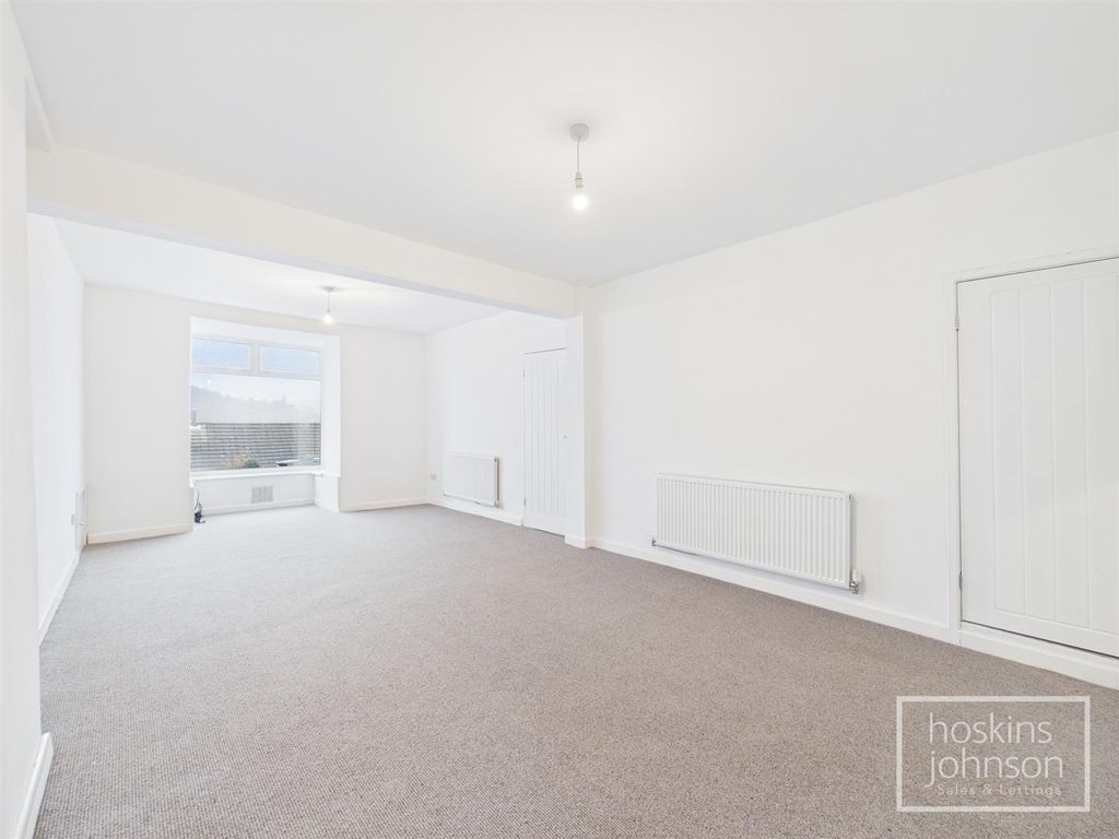 Property photo 2 of 19 Lounge/Diner