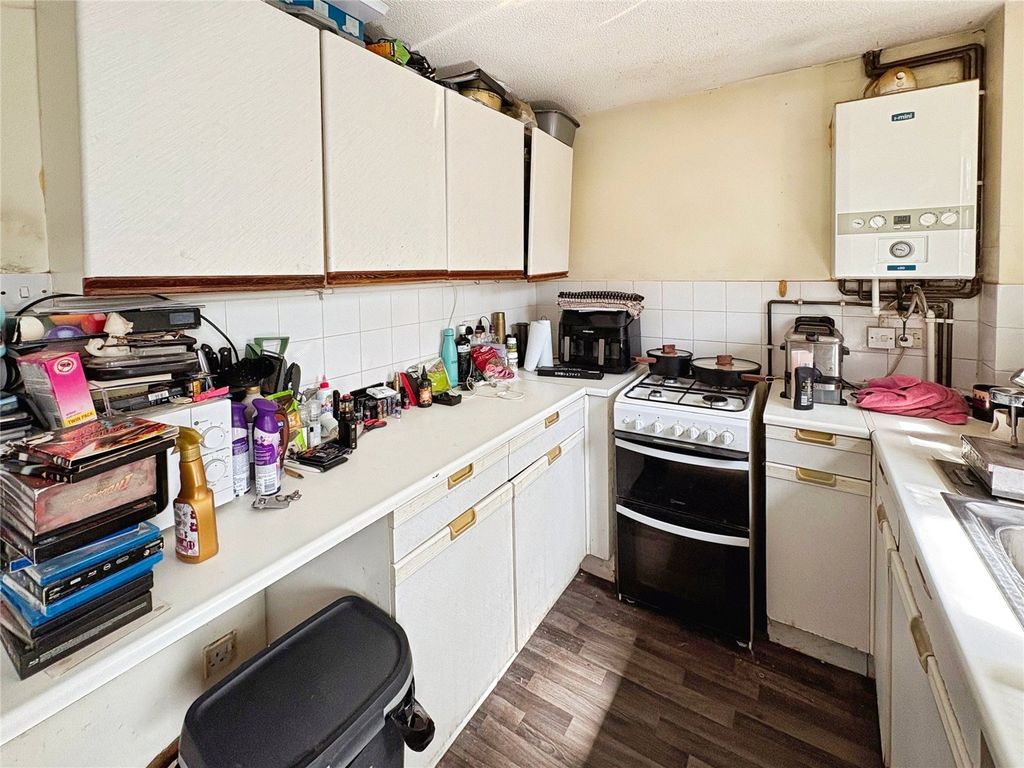 Property photo 3 of 8 Picture No. 04