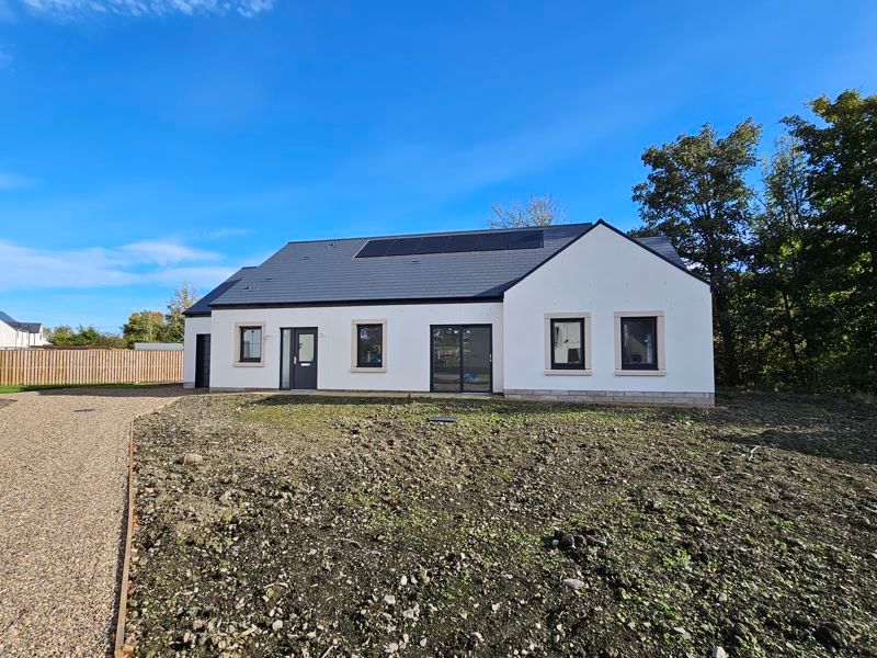 Property photo 2 of 4 Photo 4