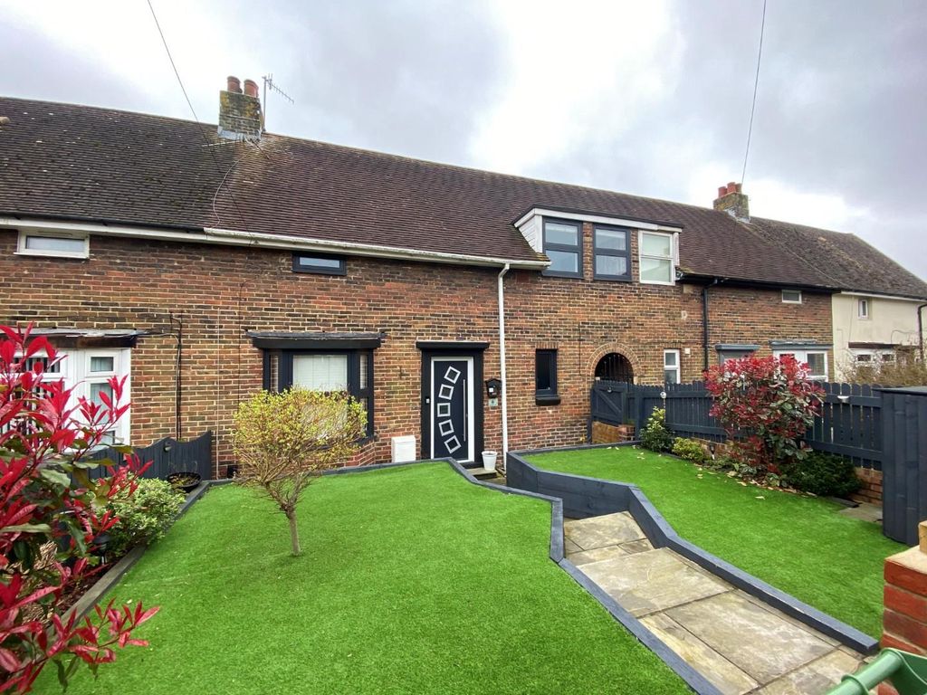 Property photo 1 of 14 Stratton Close.Jpg