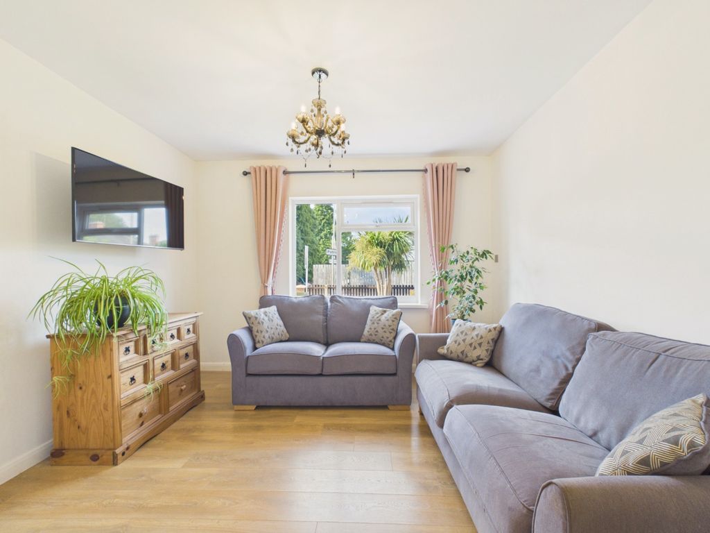 Property photo 3 of 14 5336316