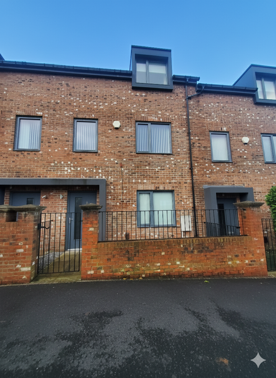 Property photo 3 of 23